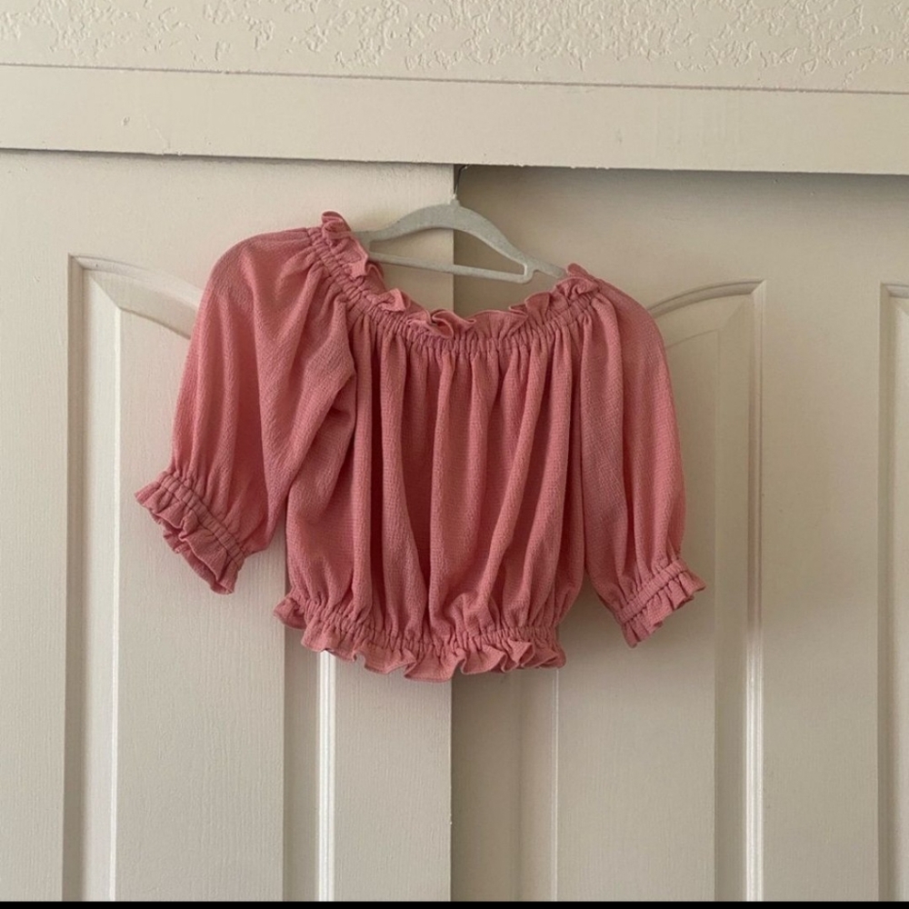 Express Blush Ruffle Top. Size XS - Picture 2 of 6